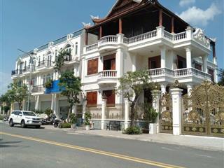 Bán nhà phố, 142.5m2 sổ sẵn từng căn, ngân hàng hỗ trợ 70%