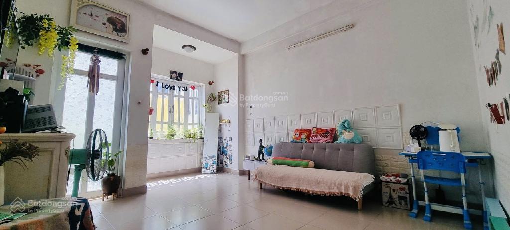 Chủ gấp bán  82m  4 tầng btct  huỳnh văn bánh  nở hậu tài lộc  chỉ 11.x tỷ tl