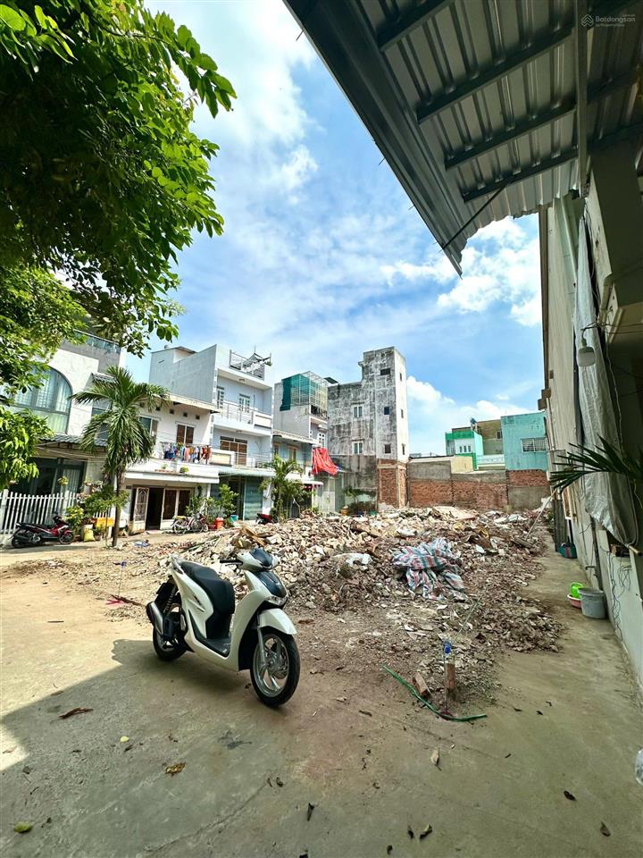 Em kẹt tiền cần bán gấp miếng đất