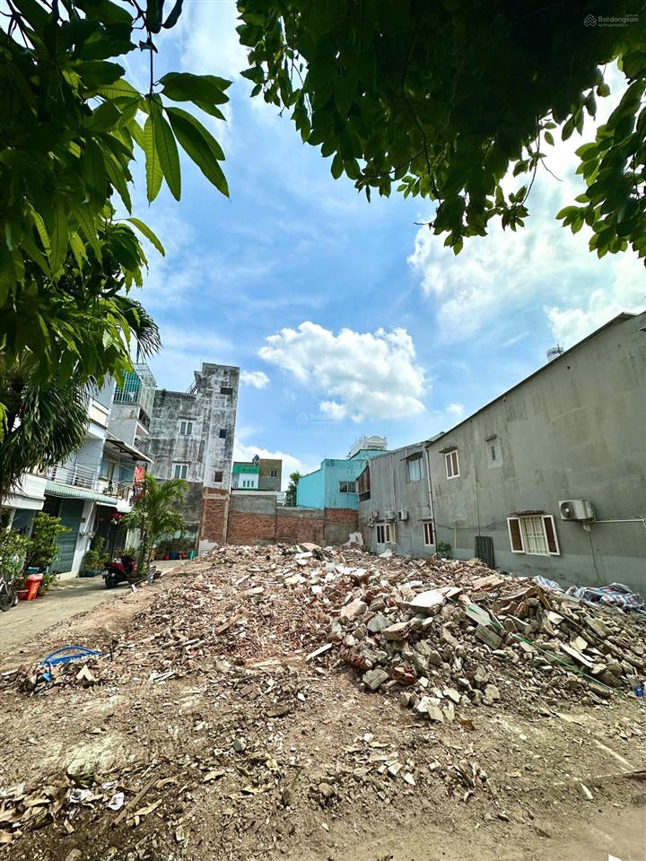 Em kẹt tiền cần bán gấp miếng đất