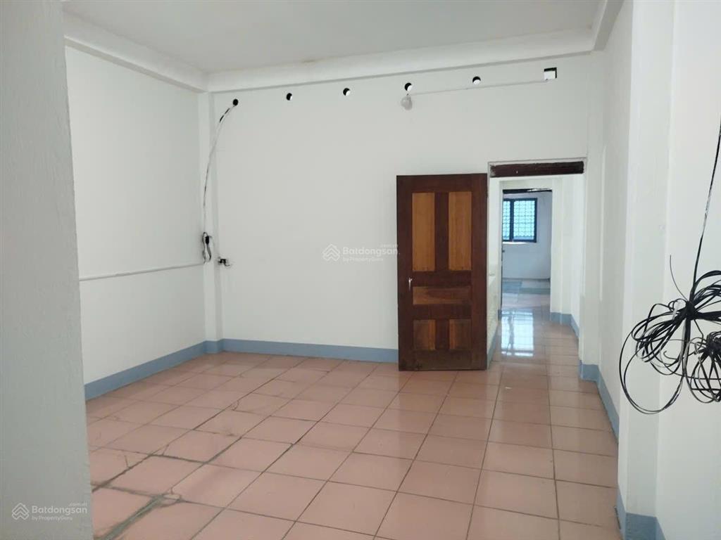 Cho thuê gấp nr 50m2, sn 2478, hùng vương, nông trang, việt trì, giá thỏa thuận