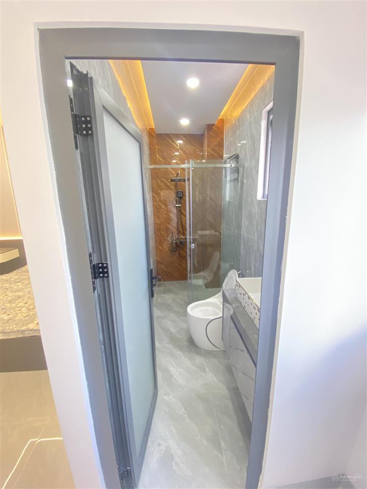 Nhanh tay hơn 9 tỷ đường tân hương nhà 5x20, 4pn  6wc. phú thọ hòa quận tân phú