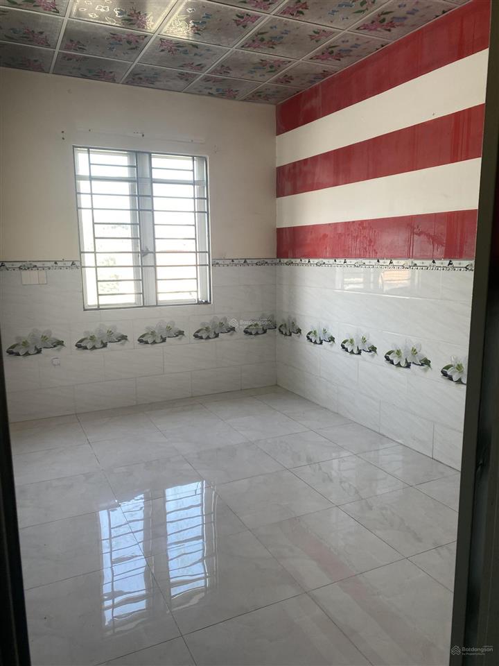 Mùa world cup,bán nhà 60m2,6pn,4wc,khu vực tân hương, hẽm xe hơi trước nhà , p phú thọ hoà,tân phú