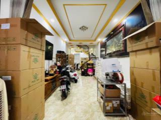 Nhà đẹp sang trọng  thoại ngọc hầu (4mx18m)trệt 3 lầu sân thượng hiện đại
