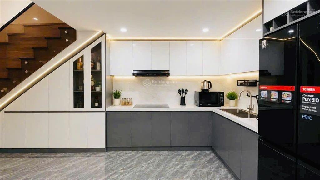 Giảm giá sốc nhà mới đẹp hẻm xe hơi thông lũy bán bích chỉ 7.95 tỷ