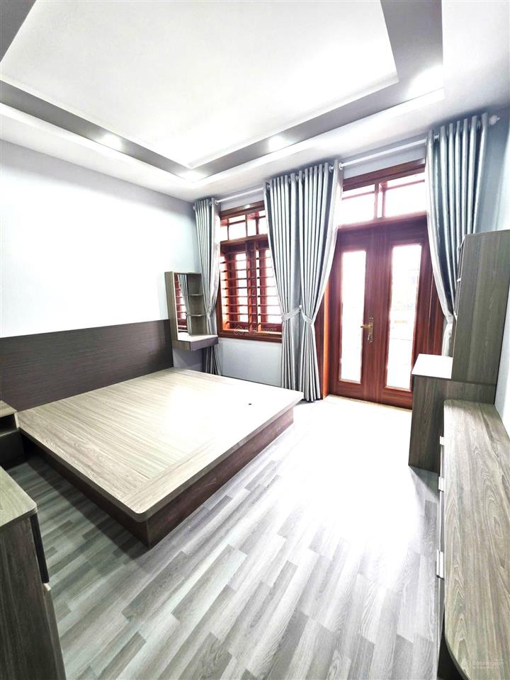 Nhà mới 100% có thang máy thoại ngọc hầu (4mx17m, đúc lửng 3 lầu)  chỉ 11.5 tỷ tl
