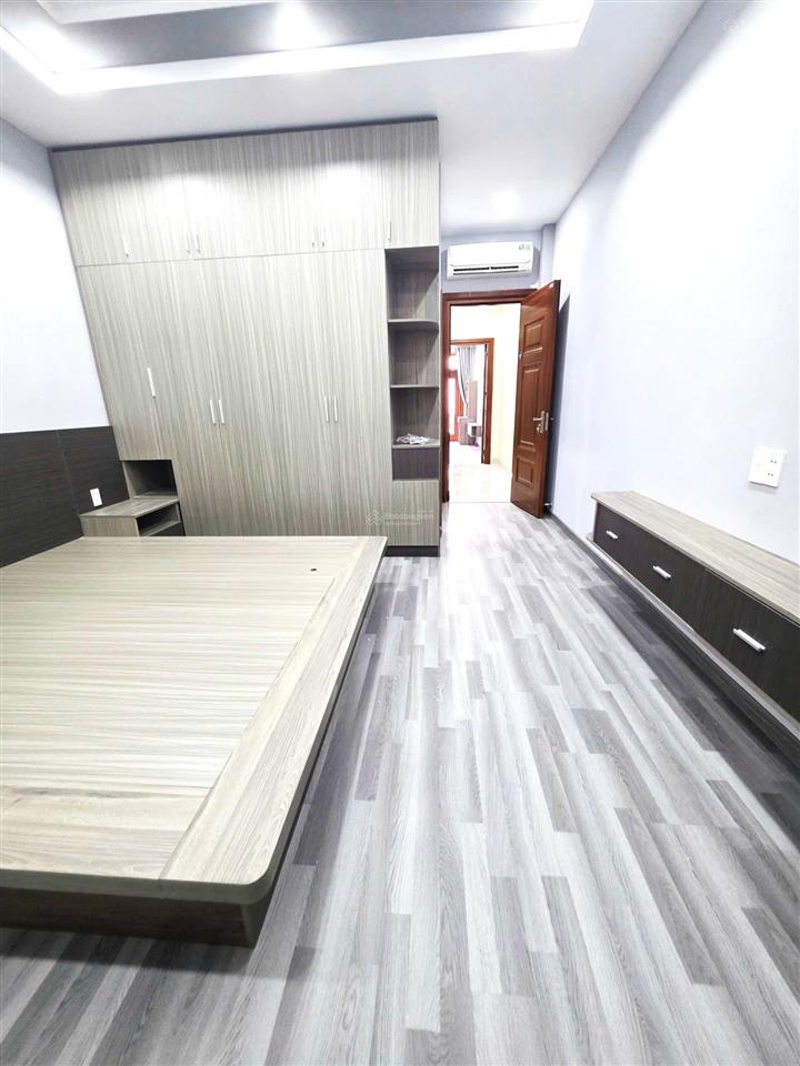Nhà mới 100% có thang máy thoại ngọc hầu (4mx17m, đúc lửng 3 lầu)  chỉ 11.5 tỷ tl