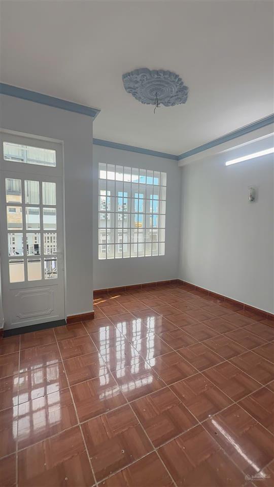 Dương văn dương nhà 5 tầng, 7 phòng ngủ khai thác chdv thu nhập tầm 20 triệu/tháng