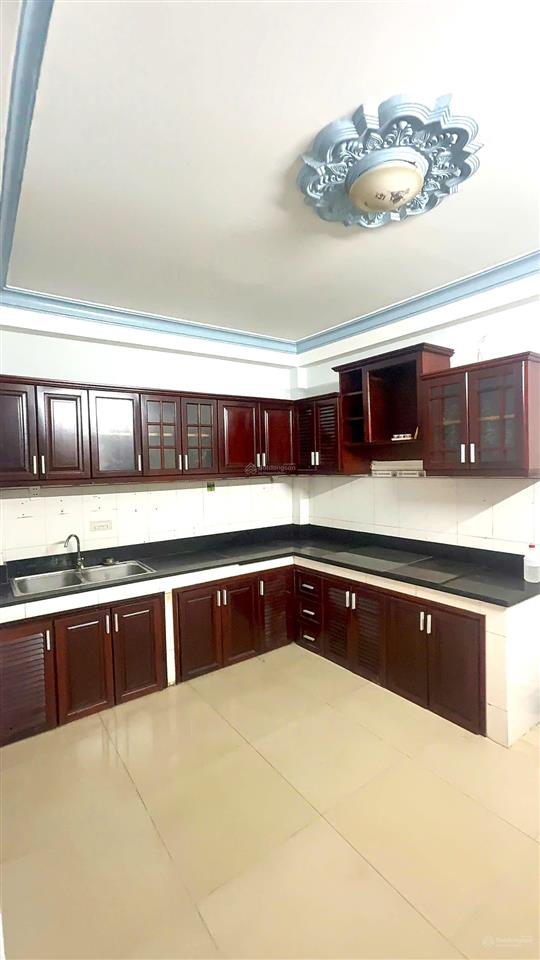 Dương văn dương nhà 5 tầng, 7 phòng ngủ khai thác chdv thu nhập tầm 20 triệu/tháng