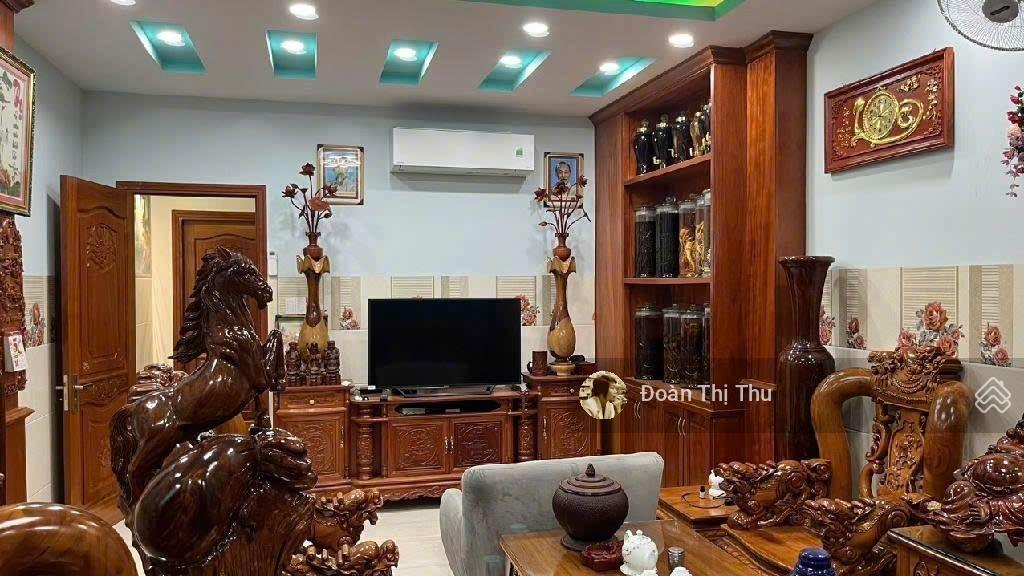 Dt49 nhà 3tầng mặt tiền kd gò dưa, tam bình, thủ đức giáp vành đai 2, 92m, 12ty8 tl
