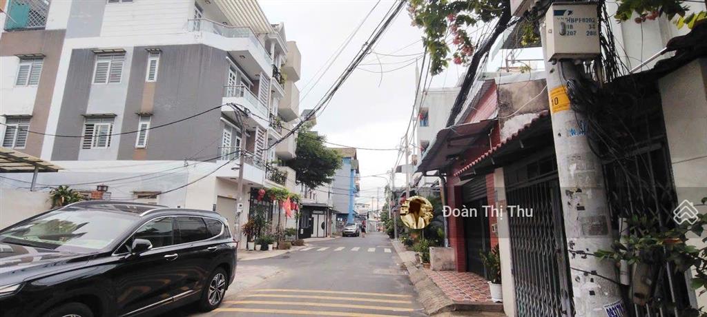 Nhà mới 3 tầng, hiệp bình phước, thủ đức, hẻm xe hơi ql13, 75.3m, hơn 6tỷ tl (dt142)