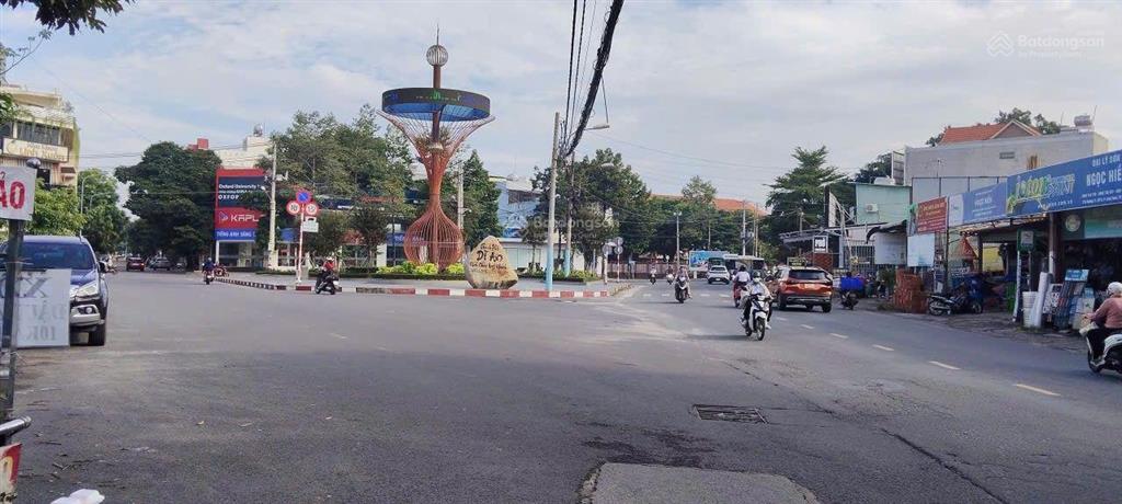 Giảm 900tr, bán đất tặng nhà 1 trệt 1 lầu, gần ngã tư linh xuân, thủ đức, 98.4m, 4.8tỷ