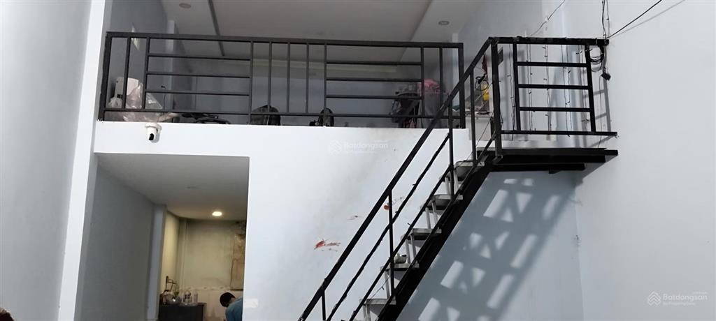 Bán nhà 1trệt 1lửng hẻm xe hơi vào nhà, gần trường đh luật kinh tế, linh xuân, thủ đức, 63m,4.5tỷ