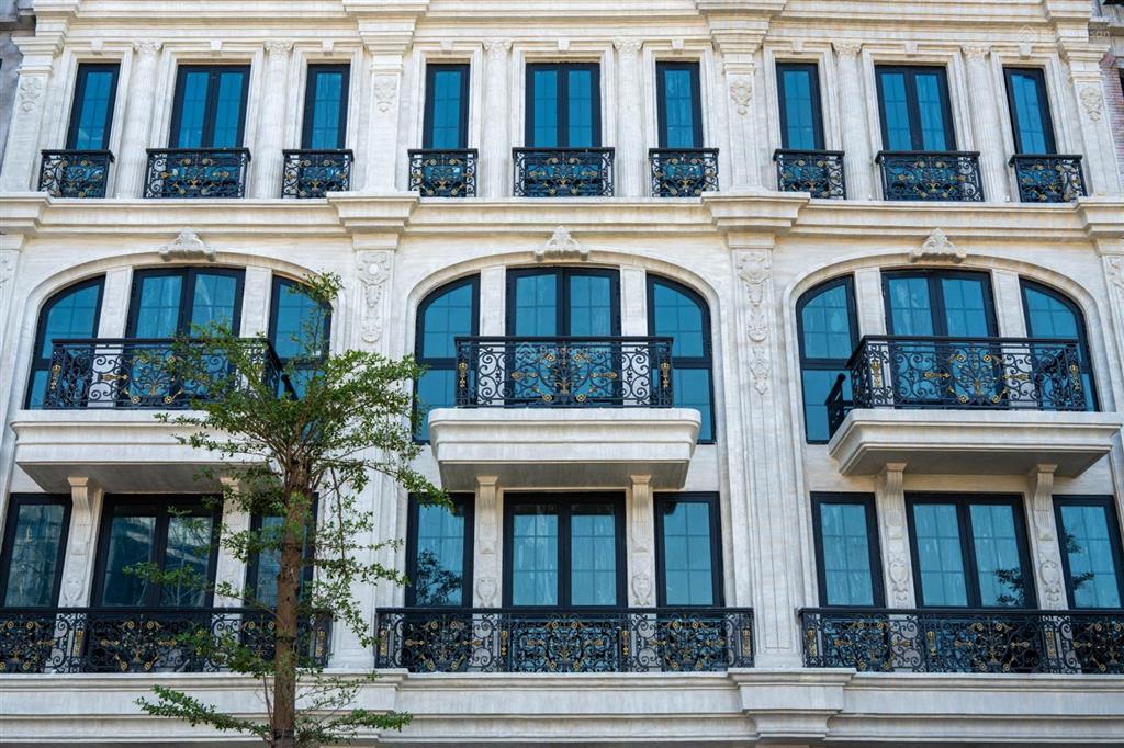 Bán biệt thự 5 tầng 100m2, thang máy, ôtô đỗ cửa, hưởng lợi từ quy hoạch tuyến đường tây thăng long