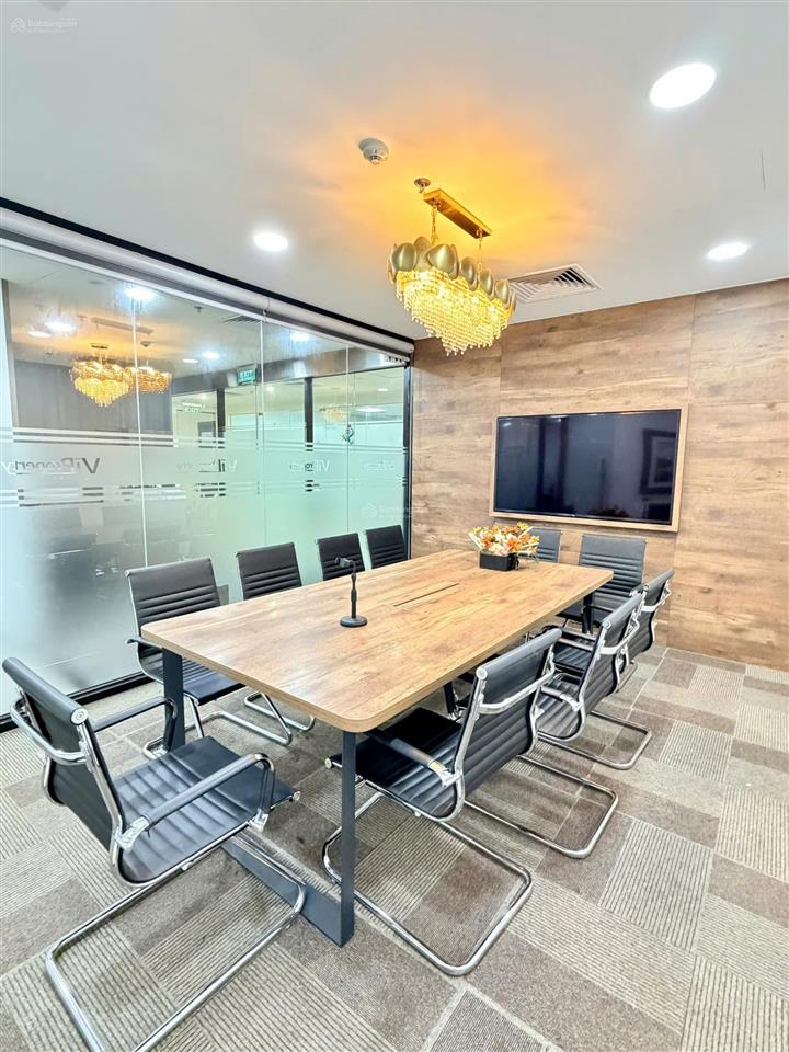 Cần cho thuê sàn vp diện tích 150m2 tại vinhomes west point