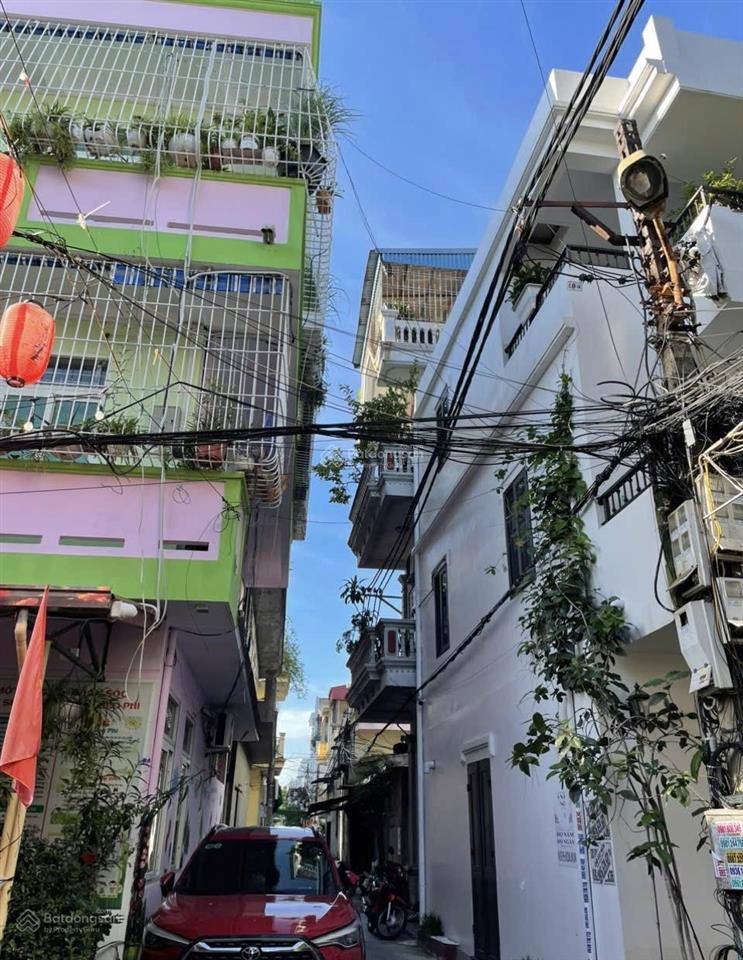 Bán nhà lô góc trung tâm thành phố