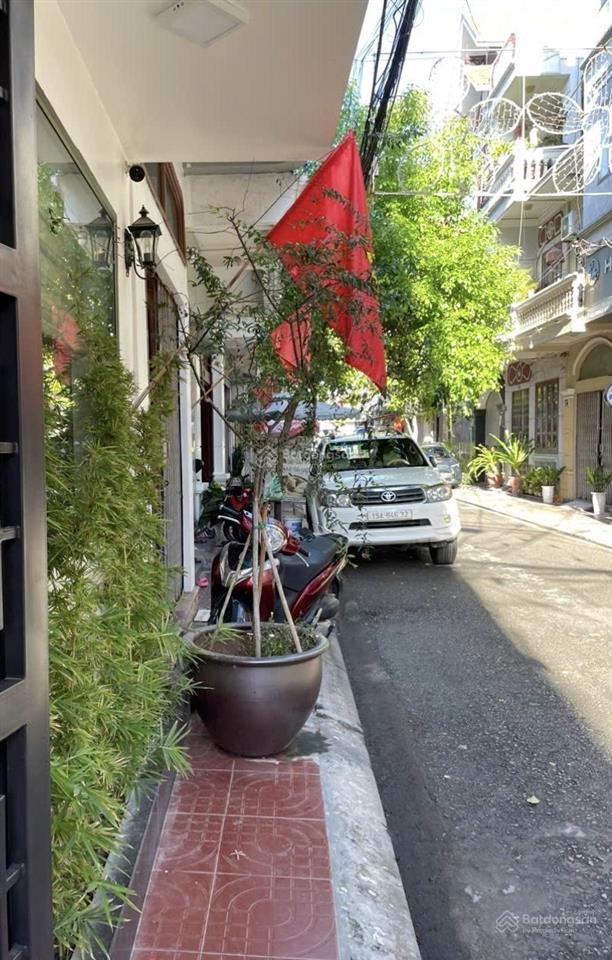 Bán nhà lô góc trung tâm thành phố