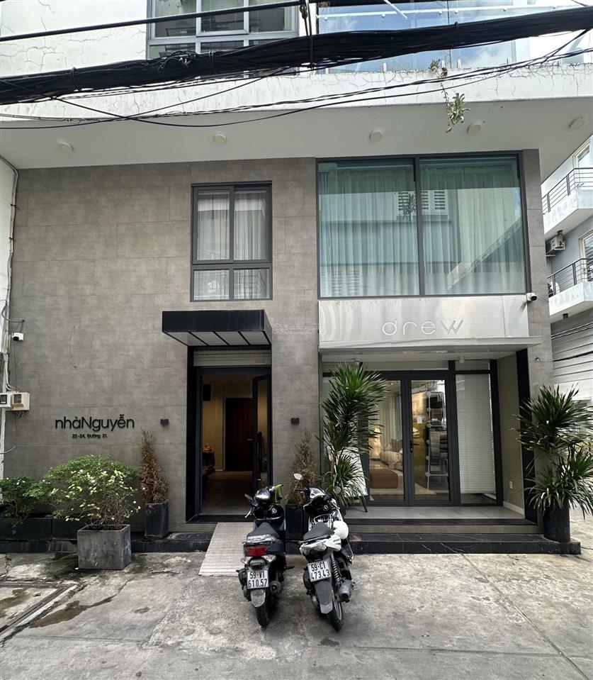Studio full nội thất  không gian sống có gu giữa trung tâm