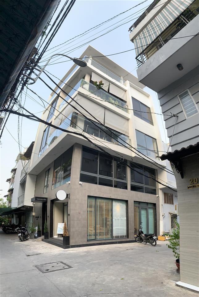 Studio full nội thất  không gian sống có gu giữa trung tâm
