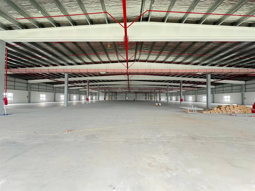 Cho thuê kho xưởng tại kcn quang minh mới 100%, pccc, vat