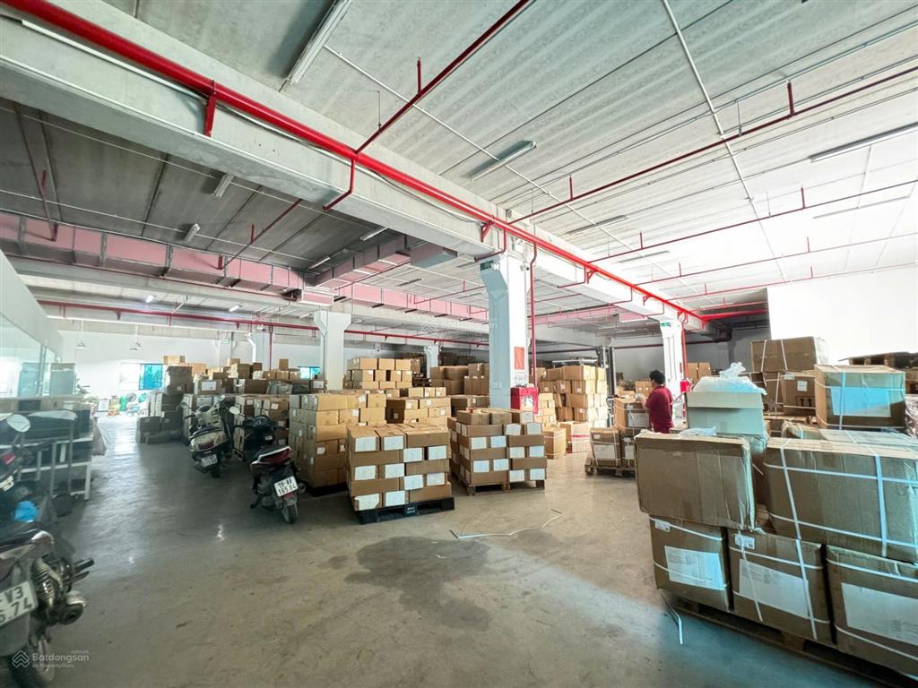 Cho thuê 3000m kho xưởng tại cụm cn hoài đức