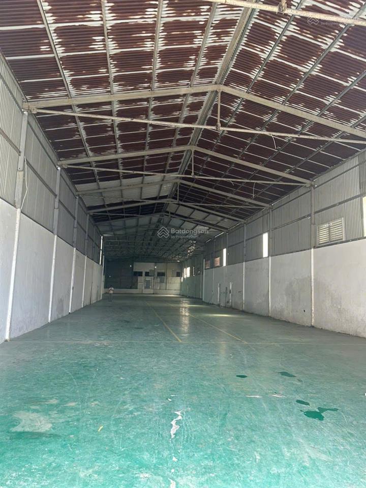 Cho thuê kho xưởng biên giang, hà đông, điện 3 pha, container