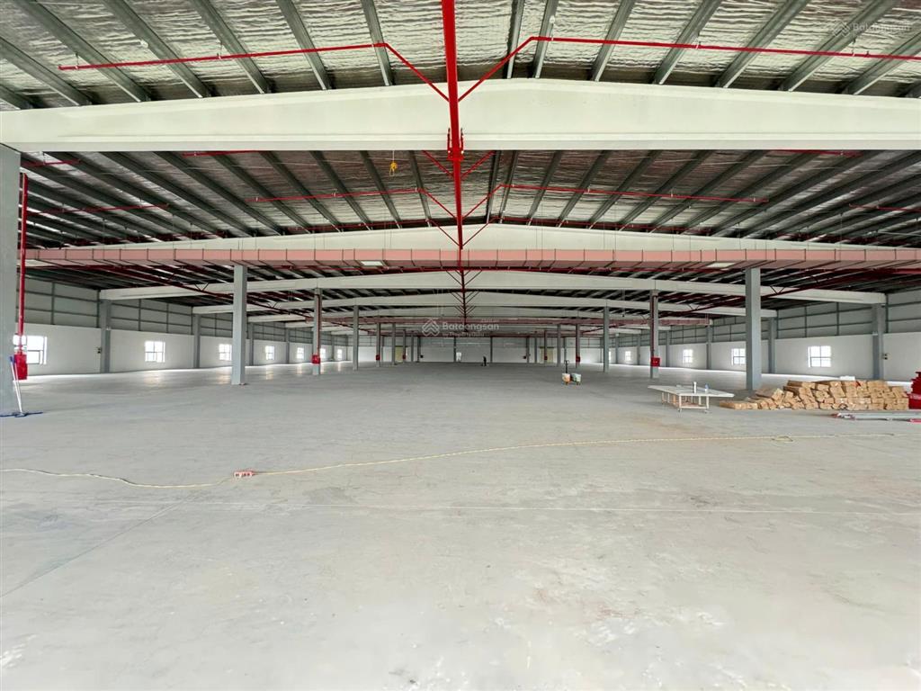 Cho thuê 10.000m2 kho xưởng tại ccn thanh oai, hà nội, có cắt lẻ từ 1500m
