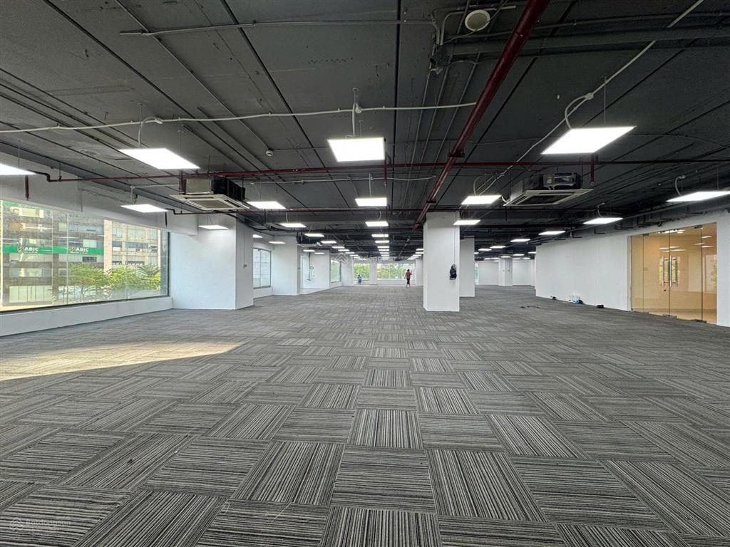 Cho thuê mb tm & vp đẹp và giá tốt khu mỹ đình tại tòa sunsquare, dt gần 860m² có chia ô lẻ