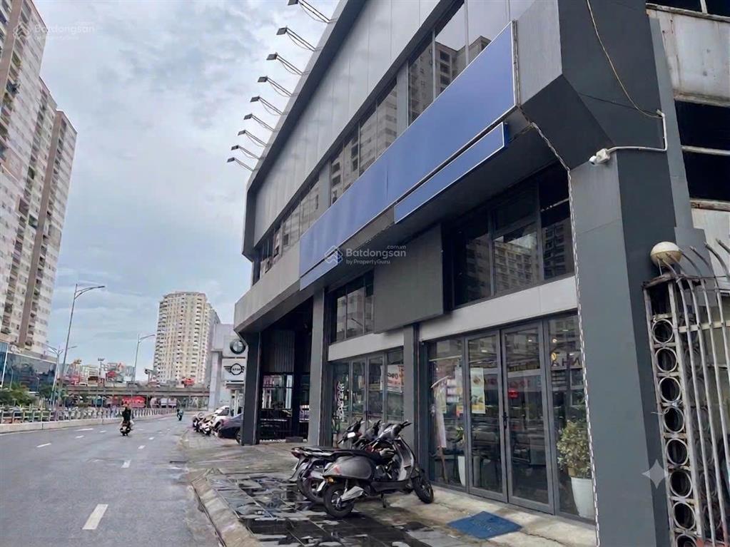 Chính chủ cho thuê mbkd 330m² vị trí đắc địa tại mặt đường lê văn lương, giá 180k/m2