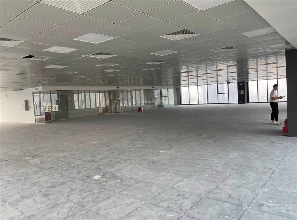 Cho thuê mặt bằng 800m giá tốt khu tôn thất thuyết, nhận ngay đầu tháng 9