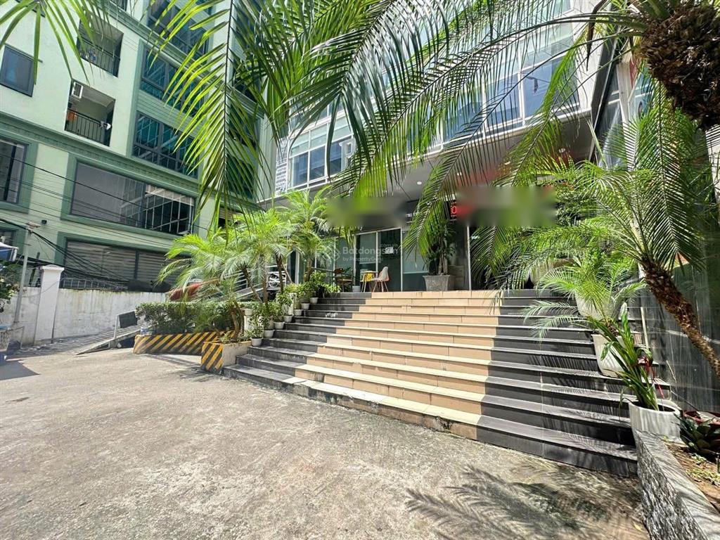 Bql cho thuê mbkd tại chân đế tòa nhà tại đường láng, vị trí đẹp, mt rộng