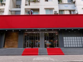 Mặt bằng thương mại 857m tầng 1 trục đường vàng cầu giấy hiếm có