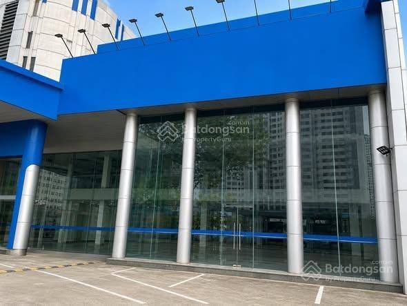 Cho thuê mb thương 400m2 tại mặt phố lê văn lương, vị trí đẹp mt rộng  ngay 0983 219 ***
