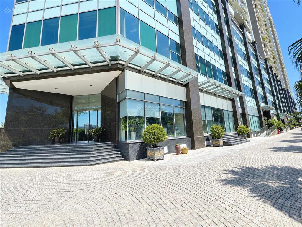 Cho thuê mb thương mại 310m lô góc 2 mặt tiền tại chân đế n01t4 ngoại giao đoàn  0983 219 ***