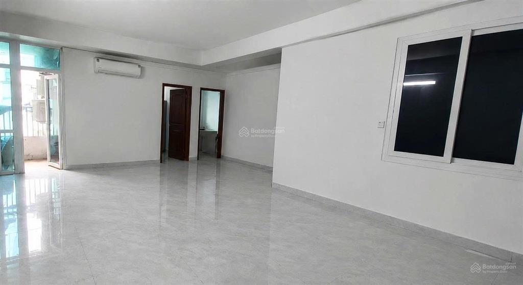 Cho thuê căn hộ 3pn, 2wc, 93m2, giá 9 triệu tại số 23, đường nghiêm xuân yêm, hà nội