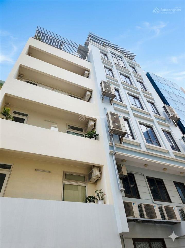 Hiếm mt hẻm kinh doanh  thăng long 6 tầng  ngang 5,2m sát sân bay  có dòng tiền cho thuê cao.