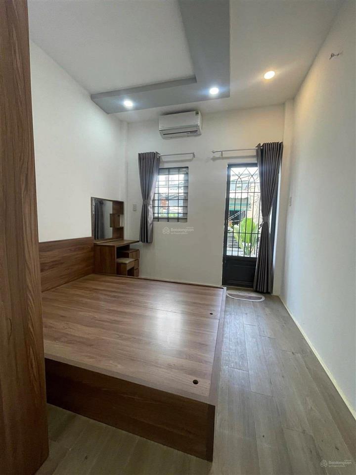Nhà mới tân bình dưới 5 tỷ mà được hẻm xe hơi. 37m2  2 tầng  2 pn  3wc
