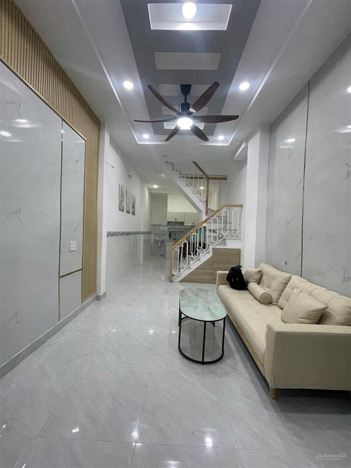 Nhà mới tân bình dưới 5 tỷ mà được hẻm xe hơi. 37m2  2 tầng  2 pn  3wc