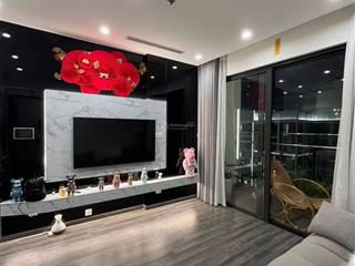 Bán chcc tonkin .65m2 2n2vs full đồ đẹp.nhà rất có lộc , sẵn sổ đỏ .giá 6tỷ025 . tuấn 0392 969 ***
