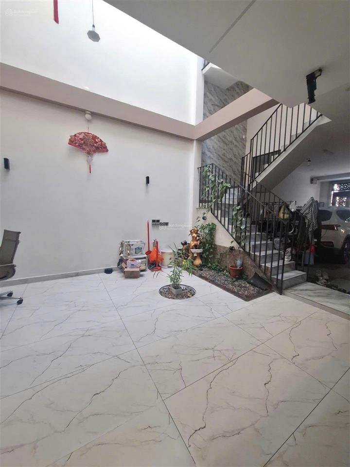 Bán nhà ở tại an dương vương, giá nhỉnh hơn 15 tỷ, diện tích gần 110m2, hot!