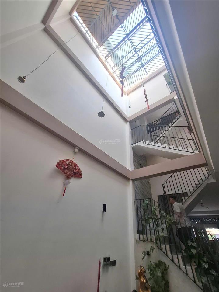 Bán nhà ở tại an dương vương, giá nhỉnh hơn 15 tỷ, diện tích gần 110m2, hot!