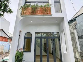 Cần bán gấp nhà gần bến xe quận 8 đang cho thuê 8,5tr/tháng giá chỉ 1 tỷ 4