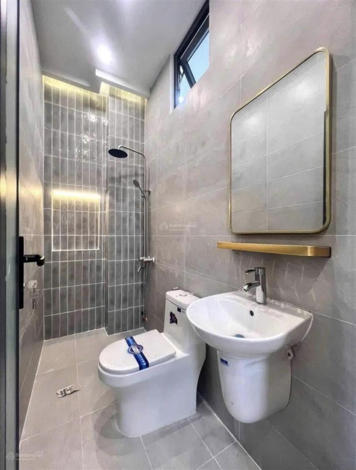 Cần bán gấp nhà gần bến xe quận 8 đang cho thuê 8,5tr/tháng giá chỉ 1 tỷ 4