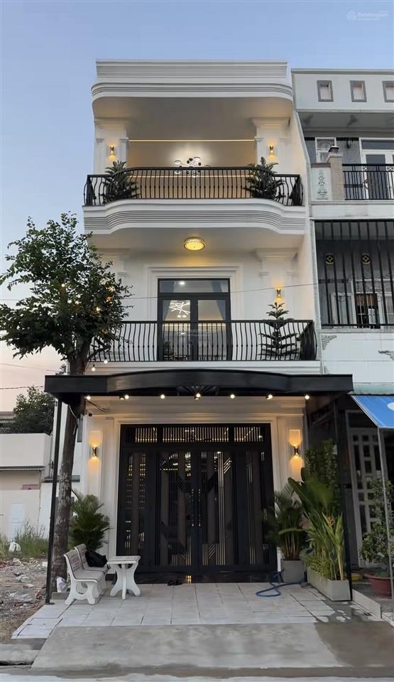 1 tỷ 530 bán gấp nhà 1 trệt 2 lầu ngay đường hưng nhơn hẻm 6m shr 3pn 3wc