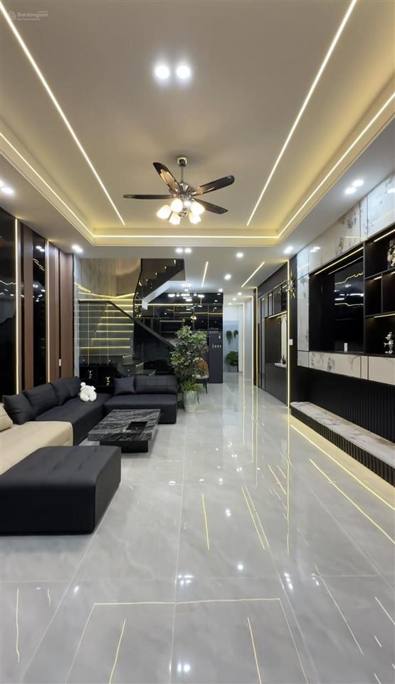 1 tỷ 530 bán gấp nhà 1 trệt 2 lầu ngay đường hưng nhơn hẻm 6m shr 3pn 3wc