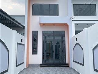 Bán gấp căn sổ riêng 1 tỷ 080 mỹ lộc, long an. đang cho thuê 6tr/tháng, hỗ trợ mua gó