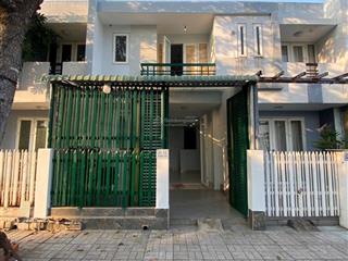 Tôi cần bán nhà sổ riêng 1 tỷ còn giảm ở tân kiên bình chánh, hỗ trợ góp ngân hàng 45tr/tháng