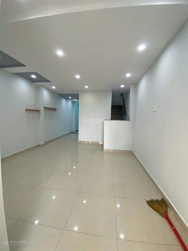 Tôi cần bán nhà sổ riêng 1 tỷ còn giảm ở tân kiên bình chánh, hỗ trợ góp ngân hàng 45tr/tháng