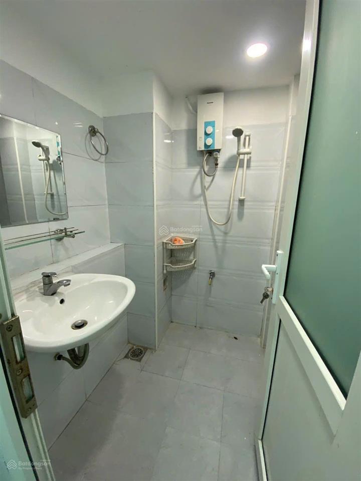 Tôi cần bán nhà sổ riêng 1 tỷ còn giảm ở tân kiên bình chánh, hỗ trợ góp ngân hàng 45tr/tháng