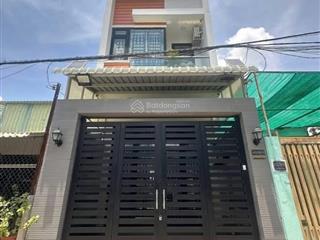 Bán gấp nhà đẹp sổ hồng riêng, nhà 1 trệt 1 lầu 85m2, 3pn 3wc, gần chợ quy đức & tt bình chánh